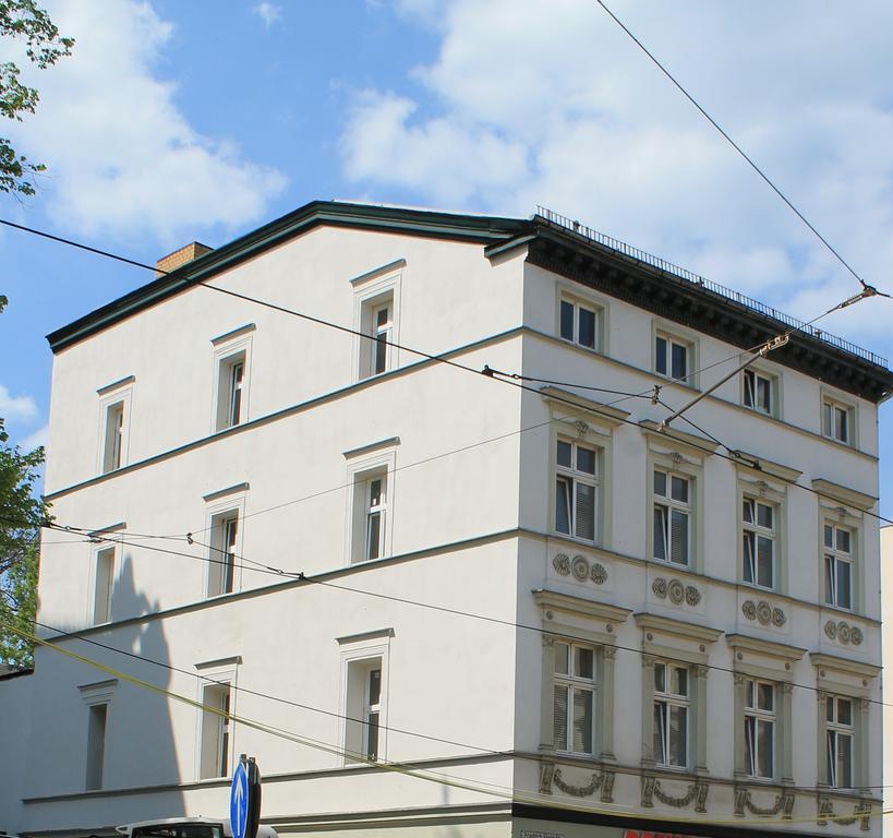 Bett-Point Am Rathaus Pension Potsdam Buitenkant foto